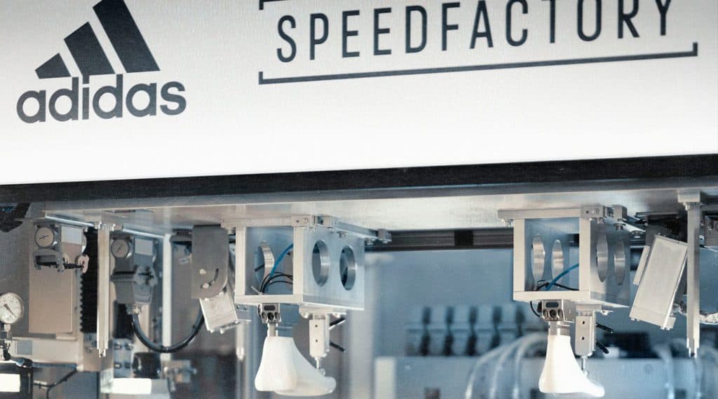 Adidas Speedfactory ใช้หุ่นยนต์ และ Data-Driven Design ในการผลิตรองเท้า