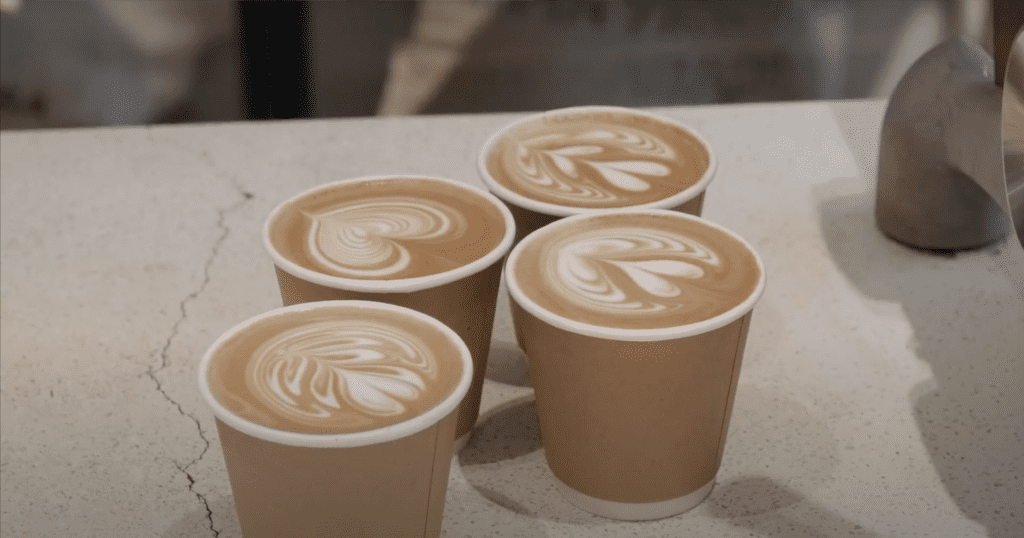 Latte Art ของ % Arabica